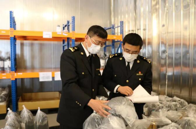 <a href='http://m.deep-3.cn' title='危險品運輸' >危險品運輸</a>